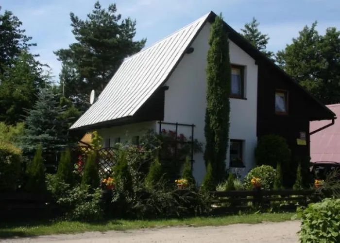 Dom wakacyjny Dom Letniskowy Martynka